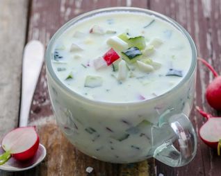 Вегетарианская окрошка на кефире