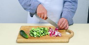 вегетарианская окрошка на кефире