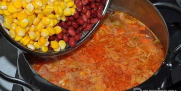 куриный суп с овощами по-мексикански