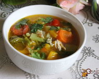 Куриный суп с овощами