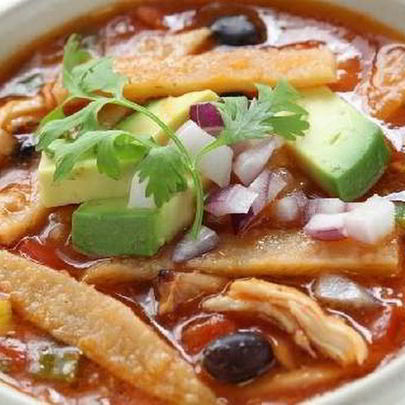 Легкий куриный суп с овощами