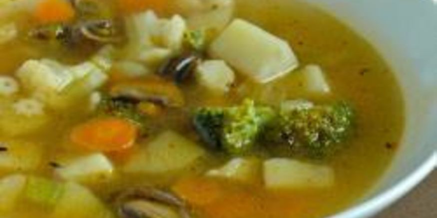 Рецепт легкого овощной суп с шампиньонами