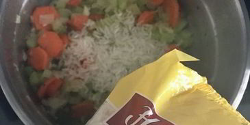 минестроне с рисом и песто из руколы