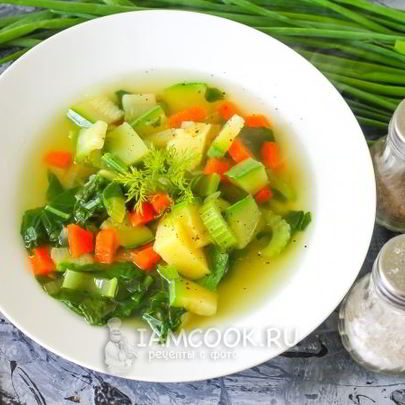 Овощной суп с сельдереем и шпинатом
