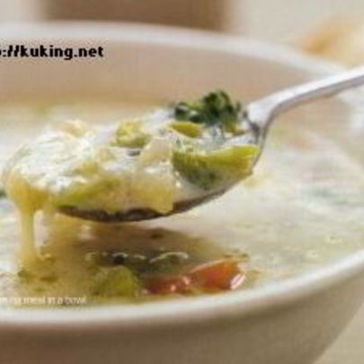 Овощной суп с сыром грюйер