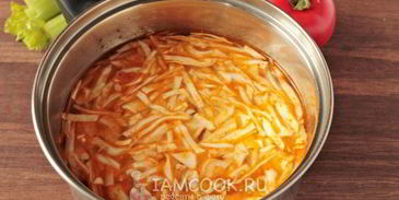 постный овощной суп с сельдереем