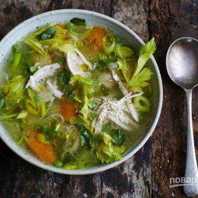 Суп овощной на курином бульоне