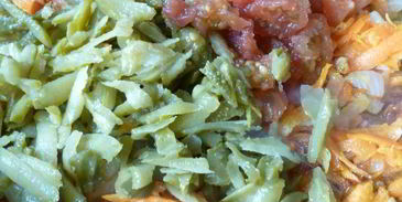 рассольник с консервированной фасолью и солеными помидорами