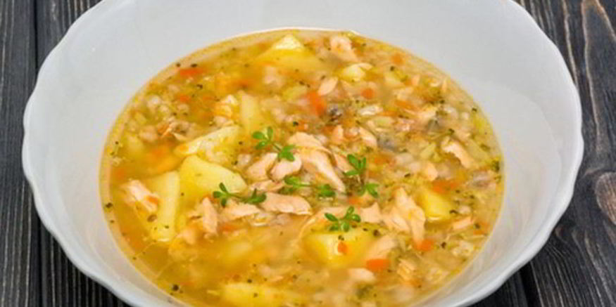 Рецепт рассольника с красной рыбой