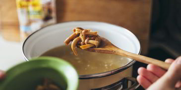 рассольник с маринованными опятами