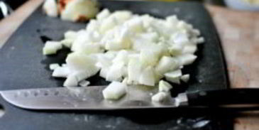 рыбный суп с гренками