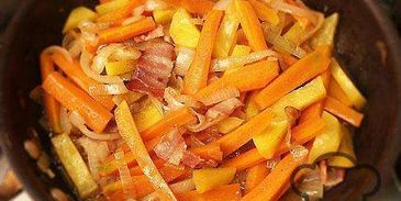 кислые щи с говядиной