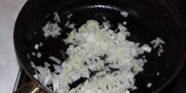 постные щи из свежей капусты с сушеными грибами