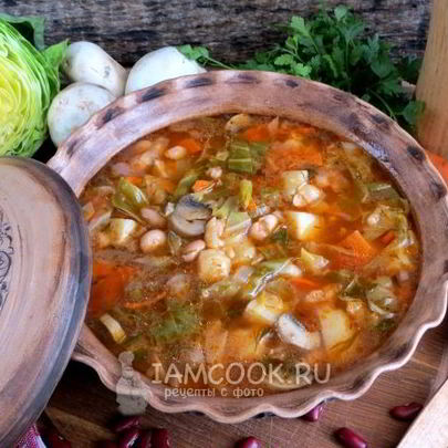 Постные щи с фасолью