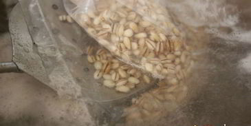 щи из кислой капусты с перловкой на мясном бульоне