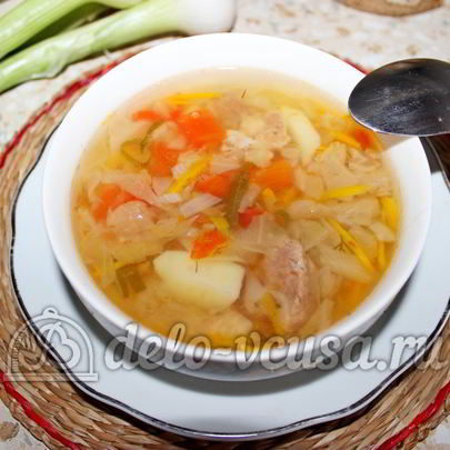 Щи из квашеной капусты в мультиварке