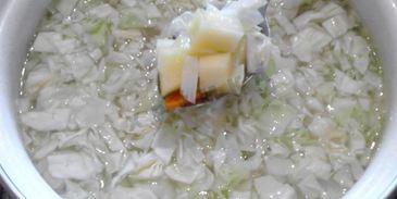 щи на курином бульоне из капусты