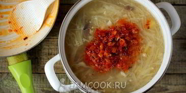 щи с фасолью и желудками индейки