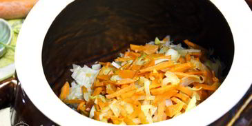 щи с курицей и грибами