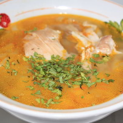 Щи с курицей по-деревенски