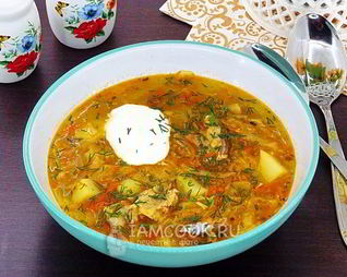 Щи с рыбными консервами в мультиварке