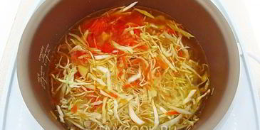 щи с рыбными консервами в мультиварке