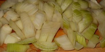 сливочный суп из морепродуктов с горошком