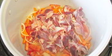 мясная солянка в мультиварке