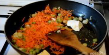 рыбная солянка с крабовыми палочками