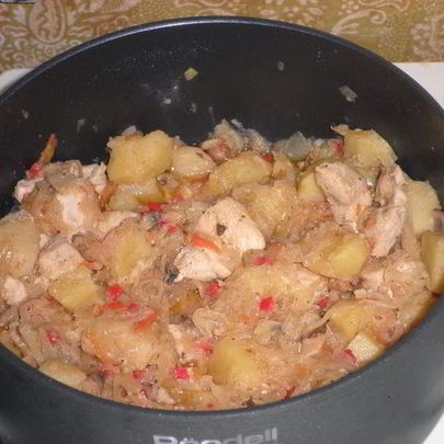 Солянка картофельная с квашеной капустой