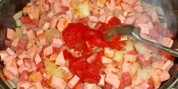 солянка классическая с колбасой