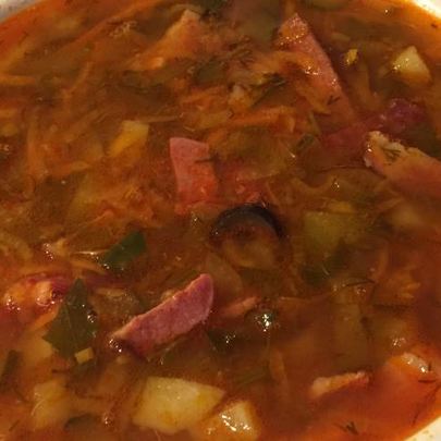 Солянка мясная из колбасных изделий