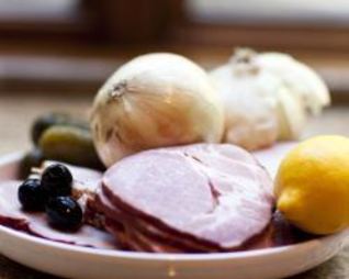 Солянка мясная в мультиварке