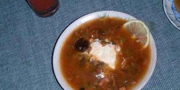 солянка с черносливом