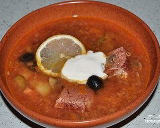 Солянка с грибами в мультиварке