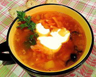 Солянка с печеным перцем