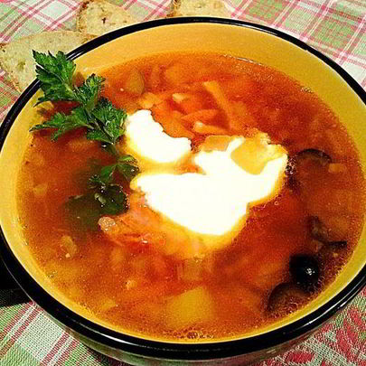 Солянка с печеным перцем