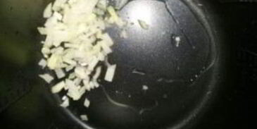 солянка в мультиварке колбасная