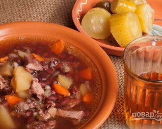 Суп из красной фасоли со свининой