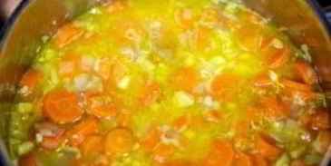 морковный суп-пюре со сливками