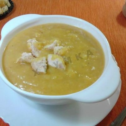 Суп пюре гороховый с курицей