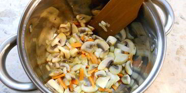 суп-пюре из кабачков и шампиньонов