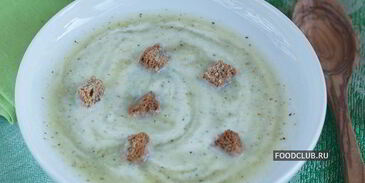 суп-пюре из кабачков с сельдереем