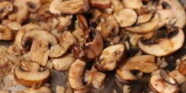 суп-пюре из шампиньонов со сливками