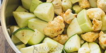 суп-пюре из цветной капусты и кабачков