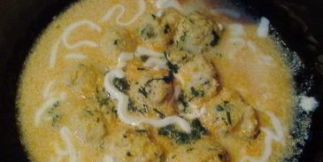 суп-пюре из тыквы с фрикадельками