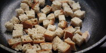 суп-пюре из зеленого горошка