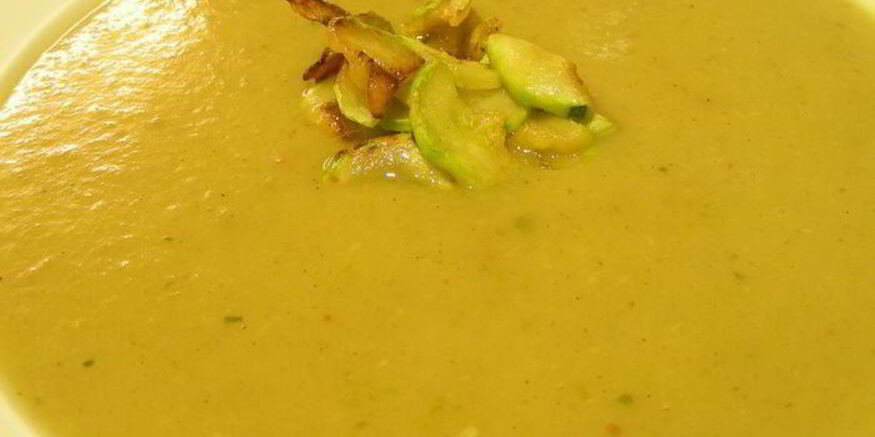 Рецепт супа-пюре с цукини и карри