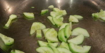 суп-пюре с цукини и карри