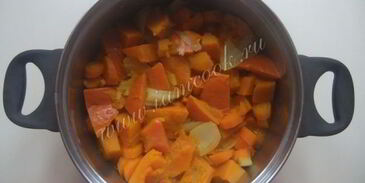 тыквенный суп-пюре с кокосовым молоком и имбирем